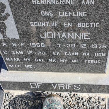 VRIES Johannie, de  1968-1976