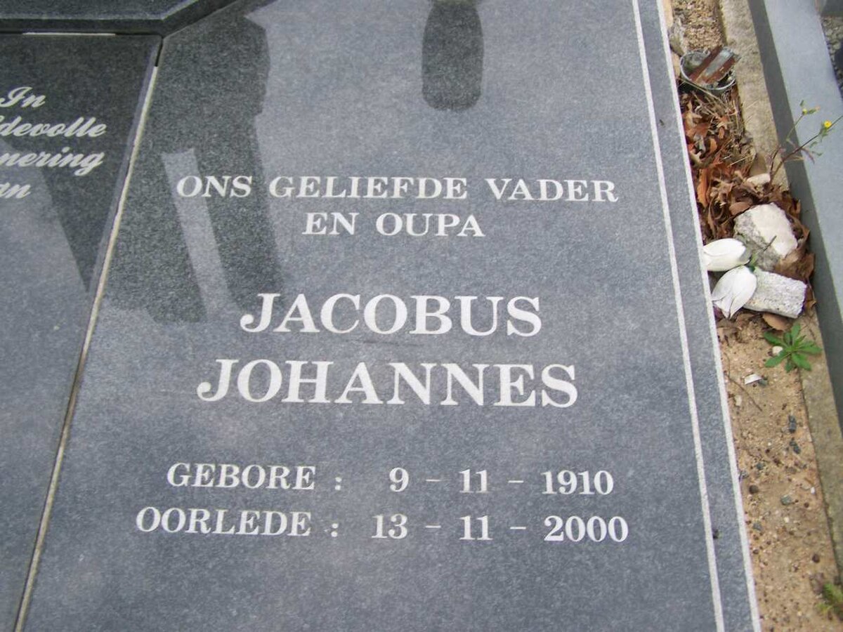 WATSON Jacobus Johannes 1910-2000 &amp; Catharina Andries?na Johanna 1913-1997