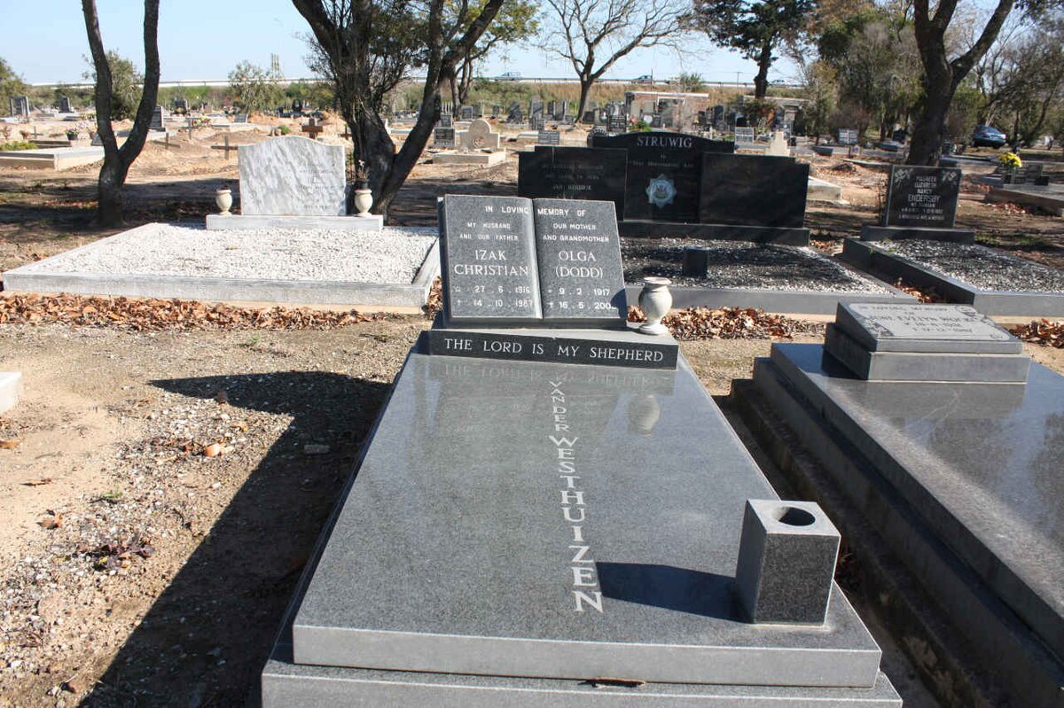 WESTHUIZEN Izak Christian, van der 1916-1987 &amp; Olga DODD 1917-2003