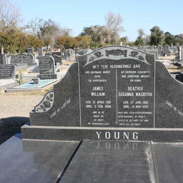 YOUNG James William 1901-1984 &amp; Beatrix Susanna Magritha 1903-1970