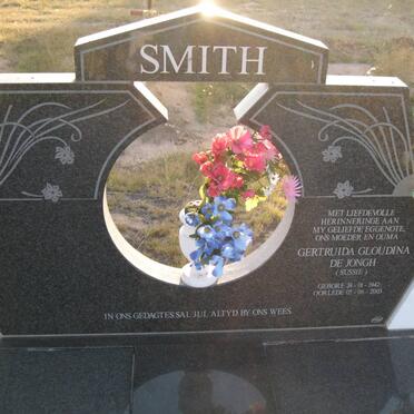 SMITH Gertruida Gloudina nee DE JONGH 1942-2003