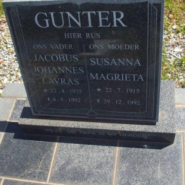 GUNTER Jacobus Johannes Lavras 1925-1992 &amp; Susanna Magrieta 1913-1992