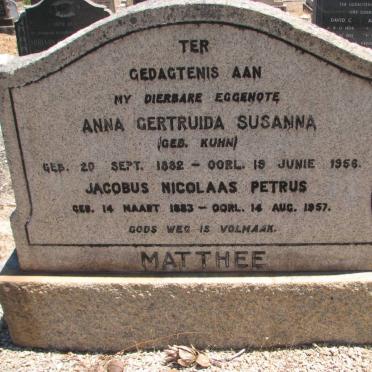 MATTHEE Jacobus Nicolaas Petrus 1883-1957 &amp; Anna Gertruida Susanna KUHN 1882-1956