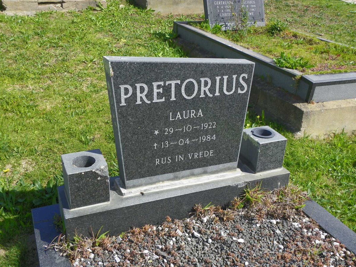 PRETORIUS Laura 1922-1984