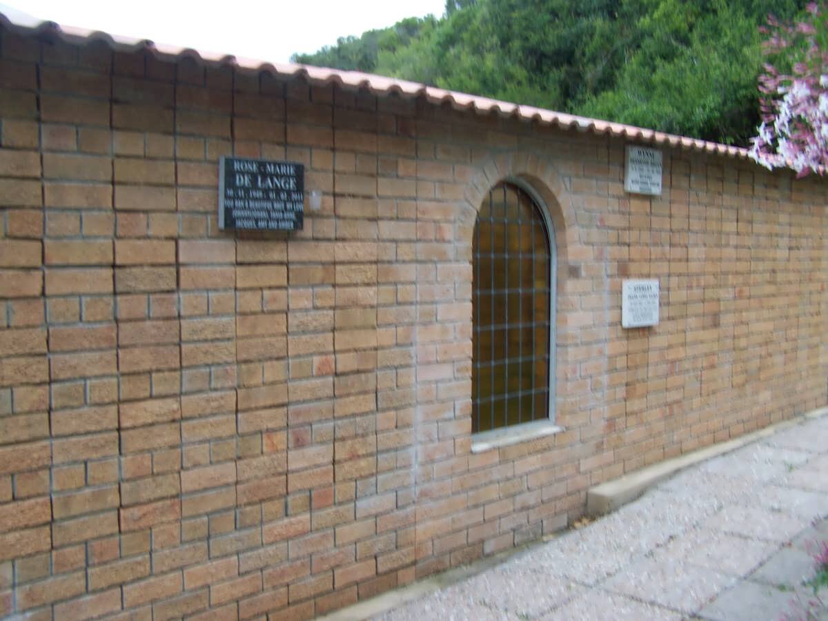 5. Overview on the new memorial wall at the Church