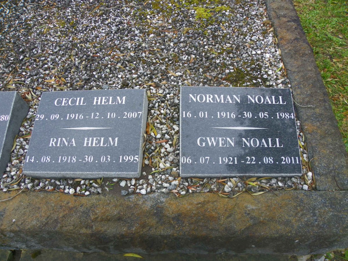 HELM Cecil 1916-2007 :: HELM Rina 1918-1995 :: NOALL Norman 1916-1984 :: NOALL Gwen 1921-2011