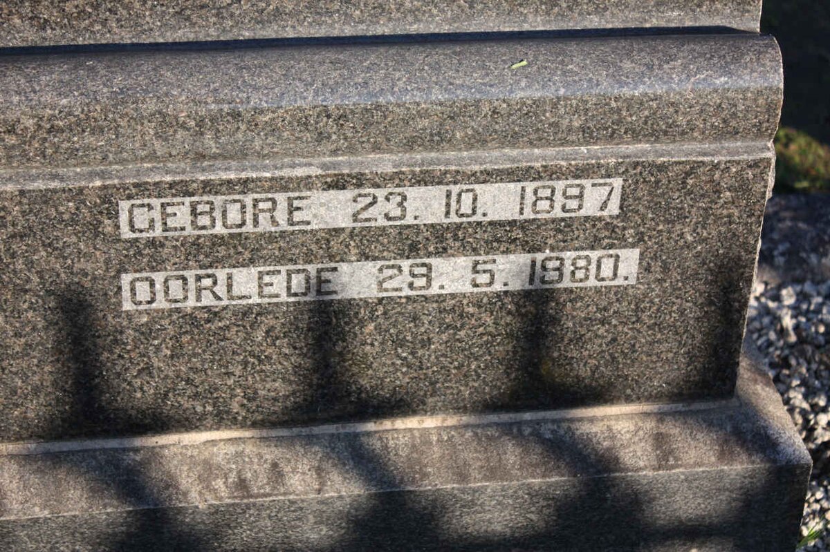 SMALBERGER Johan Wilhelm 1902-1962 &amp; Hester Georgina DANTU 1897-1980