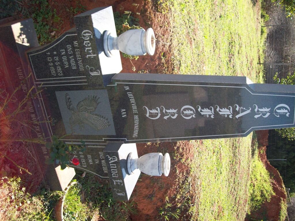 CRAFFORD Gert J. 1923-1997 &amp; Anna E.J. 1933-2000