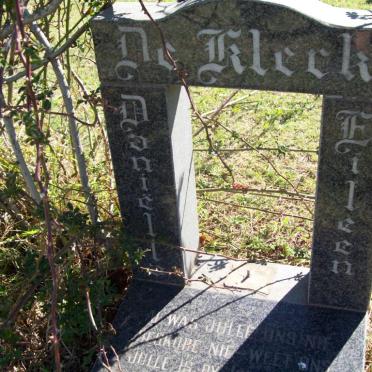 KLERK Daniëlla, de :: DE KLERK Eileen