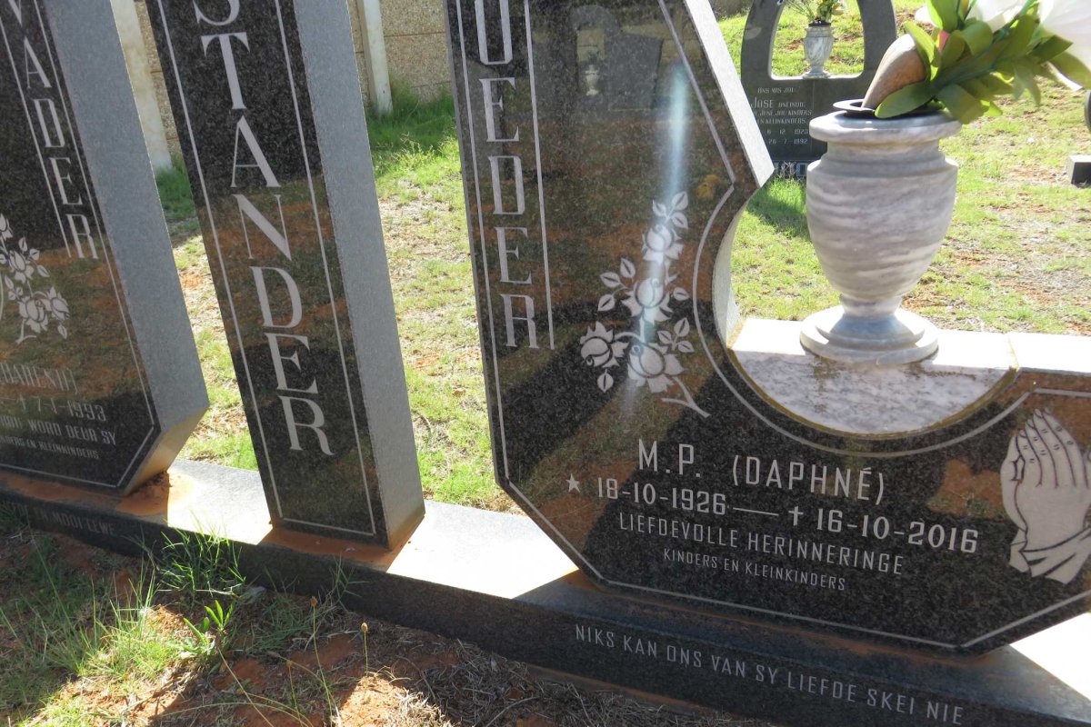 STANDER M.P. 1926-2016