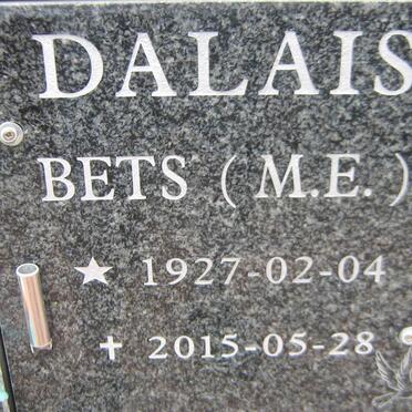 DALAIS M.E. 1927-2015