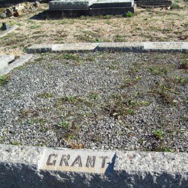 GRANT Donald Fraser -1951 &amp; Dulcie Eileen -1968_1