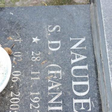 NAUDE S.D. 1927-2005