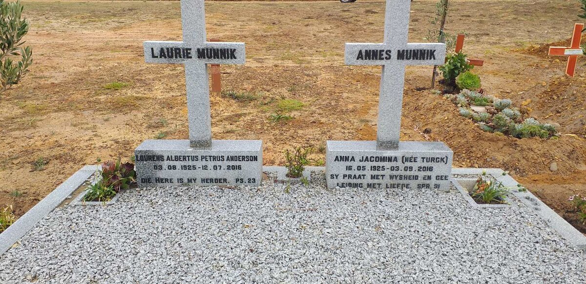 MUNNIK Lourens Albertus Petrus Anderson 1925-2016 &amp; Anna Jacomina TURCK 1925-2016