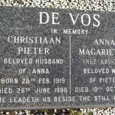 VOS Christiaan Pieter, de 1919-1998 &amp; Anna Magarietha KRUGER -1992