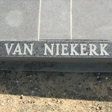 NIEKERK Jan &amp; Lenie, van