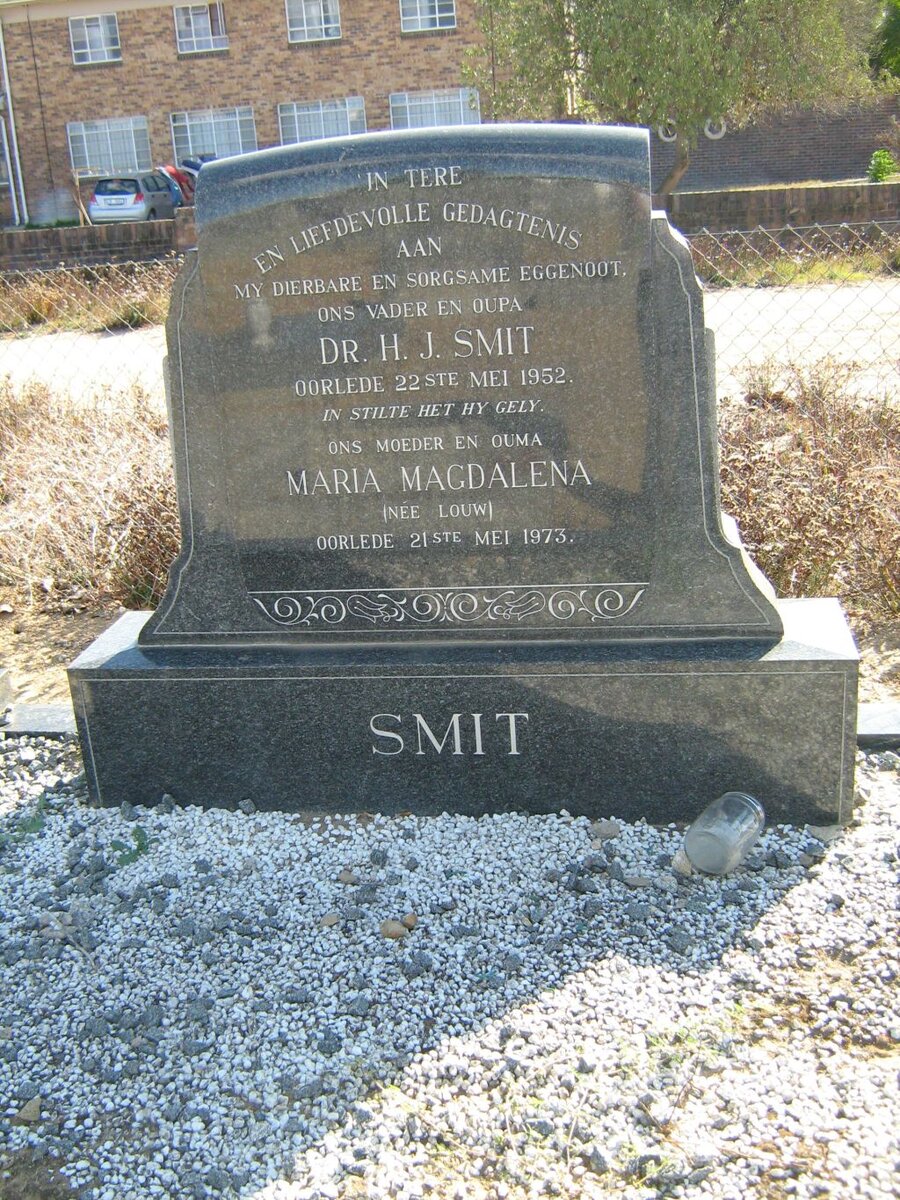 SMIT H.J. -1952 &amp; Maria Magdalena LOUW -1973