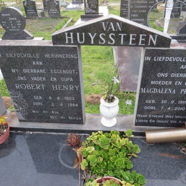 HUYSSTEEN Robert Henry, van 1903-1984 & Magdalena Petronella 1911-2010