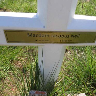 NELL Macdam Jacobus 1947-2011