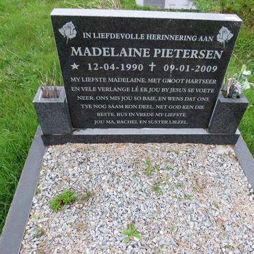 PIETERSEN Madelaine 1990-2009