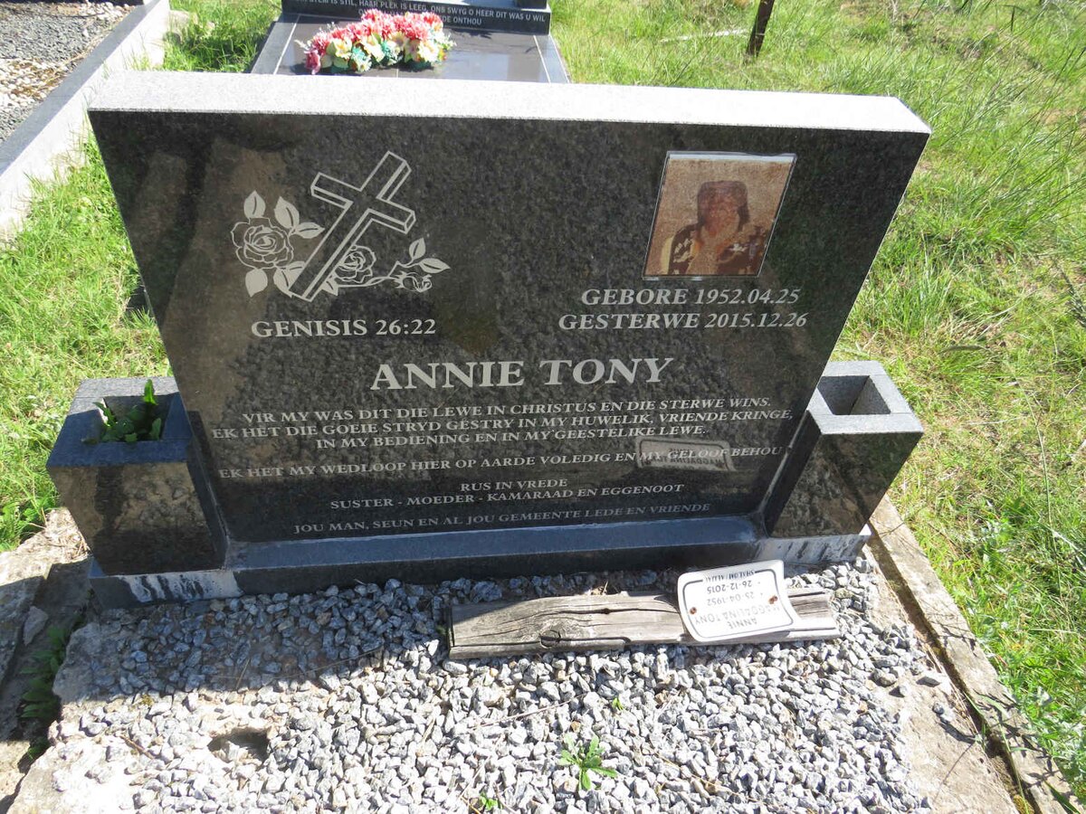 TONY Annie 1952-2015