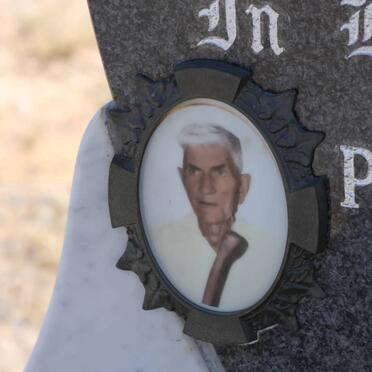 B - Vanne :: Surnames - B