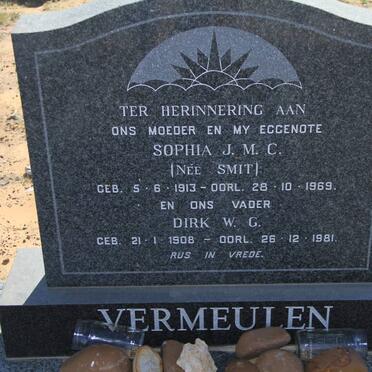 VERMEULEN Dirk W.G. 1908-1981 &amp; Sophia J.M.C. SMIT 1913-1969