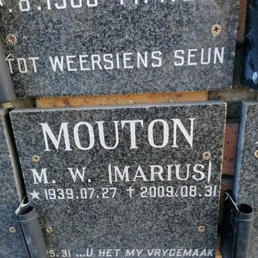 MOUTON M.W. 1939-2009