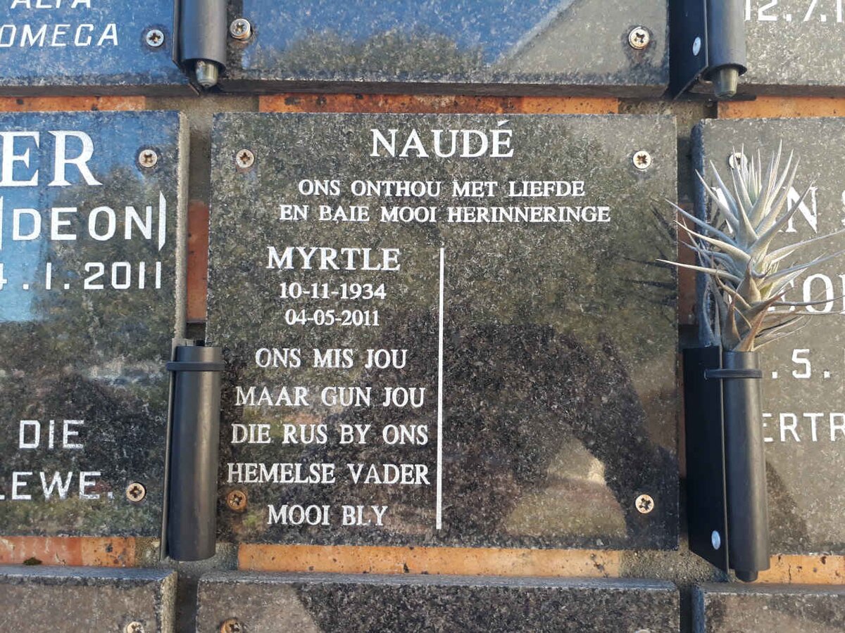 NAUDE Myrtle 1934-2011