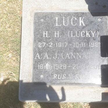 LUCK H.H. 1917-1989 &amp; A.A.J. 1928-2013