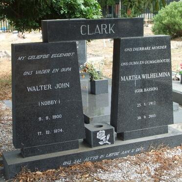 CLARK Walter John 1900-1974 &amp; Martha Wilhelmina BASSON 1912-2003