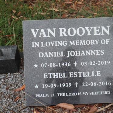 ROOYEN Daniel Johannes, van 1936-2019 & Ethel Estelle 1939-2016