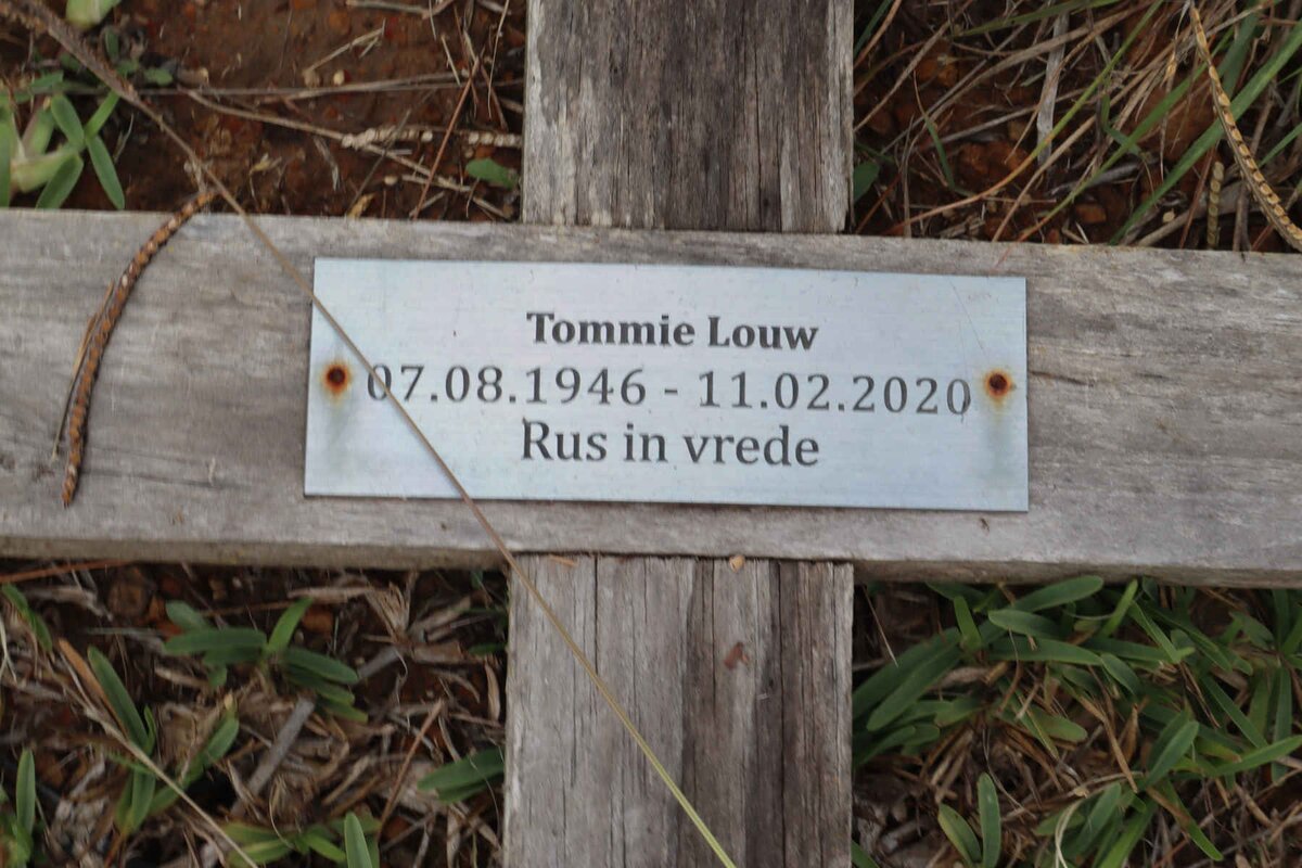 LOUW Tommie 1946-2020