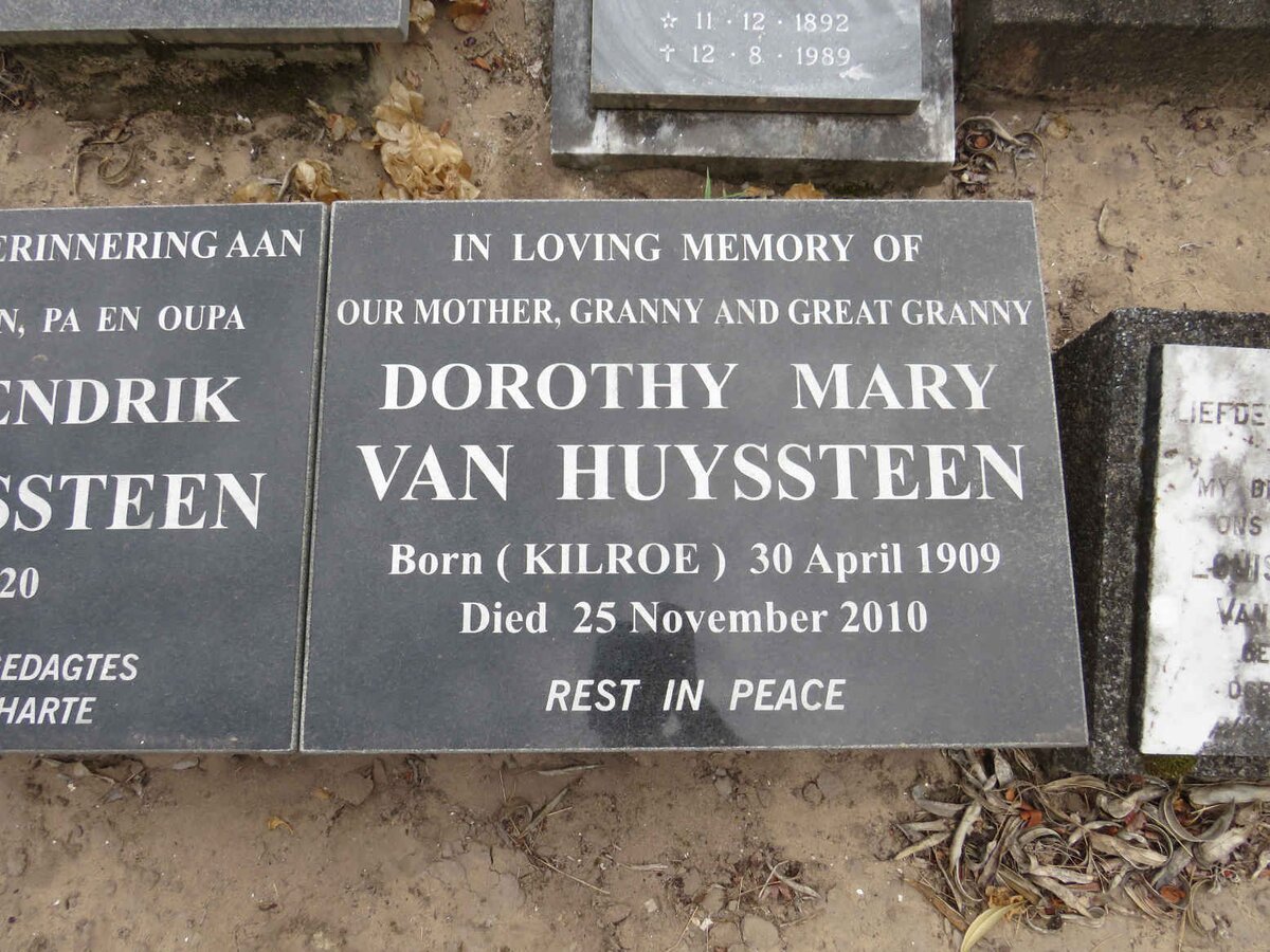 HUYSSTEEN Dorothy Mary, van nee KILROE 1909-2010