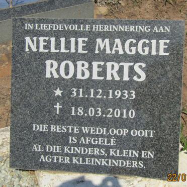 ROBERTS Nellie Maggie 1933-2010