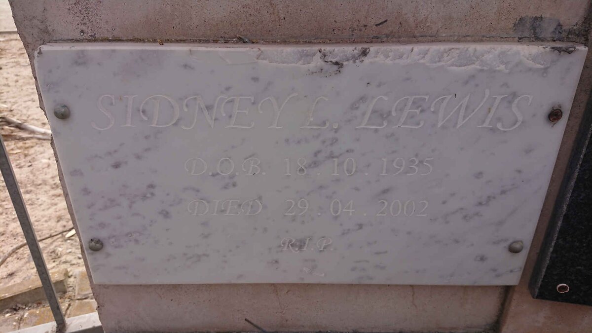 LEWIS Sidney L. 1935-2002