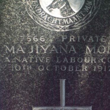 MOLO Majiyana −1917