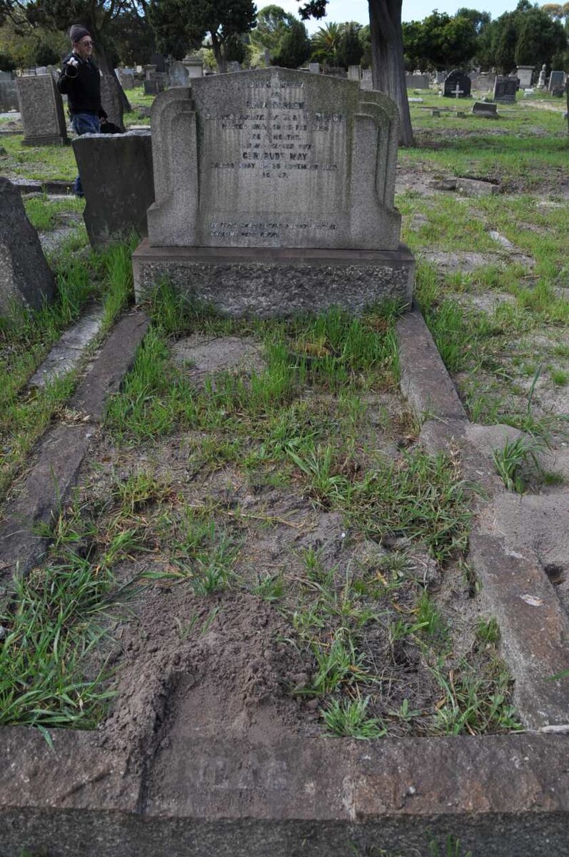 BLACK Edna Doreen -1924 :: BLACK Gertrude May -1950