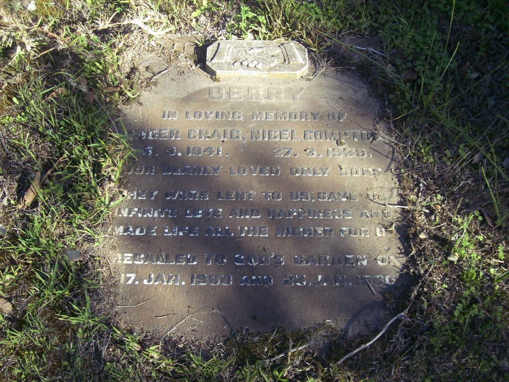 DERRY Nigel Compton  1939-1960 :: DERRY Roger Craig  1941-1960