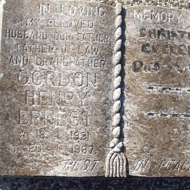 EVELBIGH Gordon Henry Ernest 1921-1987 &amp; Christina ? ??-??