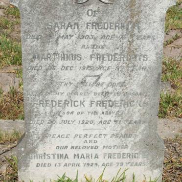 FREDERICKS Sarah -1903 :: FREDERICKS Marthinus -1915 :: FREDERICKS Frederick  -1920 :: FREDERICKS Christina Maria -1929