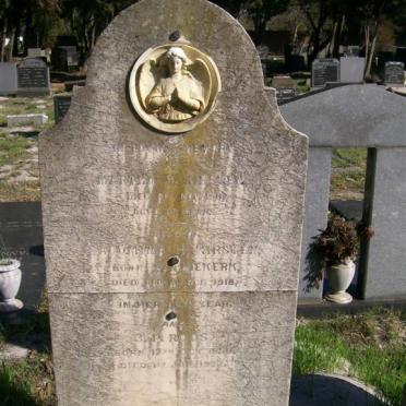 KIRSTEN Martha B. -1911 :: KIRSTEN  Jacomina H. nee VAN NIEKERK -1918 :: ROOS ? 1858-1932