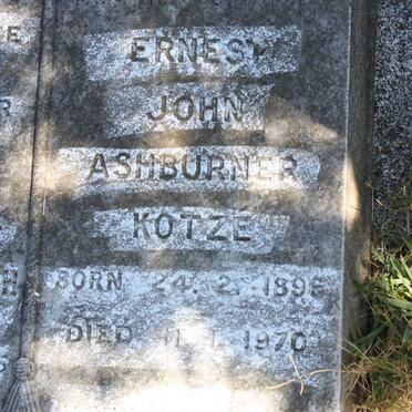 KOTZE Ernest John Ashburner 1895-1970 &amp; Christina Susanna Jacoba VAN ROMSBURGH 1900-1965