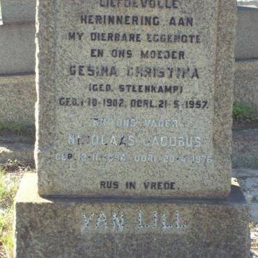 LILL Nicolaas Jacobus, van 1890-1976 &amp; Gesina Christina STEENKAMP 1902-1957