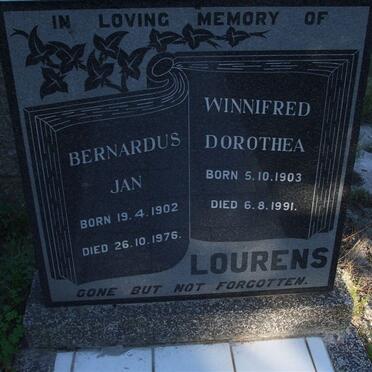 LOURENS Bernardus Jan 1902-1976 &amp; Winnefred Dorothea 1903-1994