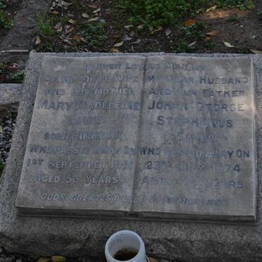 LOUW Johan George Stephanus -1974 &amp; Mary Madeleine PINNOCK -1951