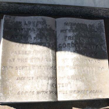 MOUZAKIS Constantinos -1924 ::  JENKIN Frederick Gordon -1945 &amp; Martha -1945