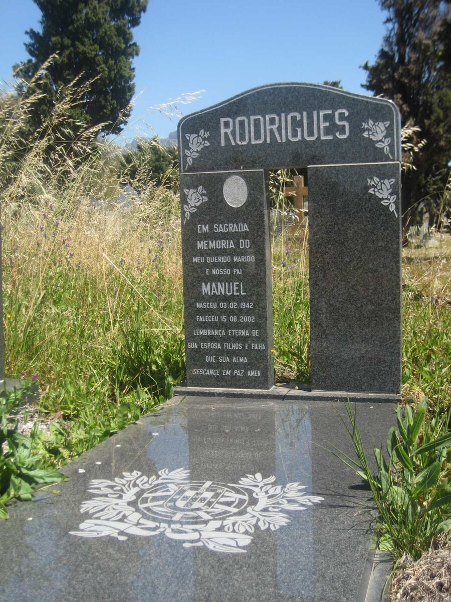RODRIGUES Manuel 1942-2002