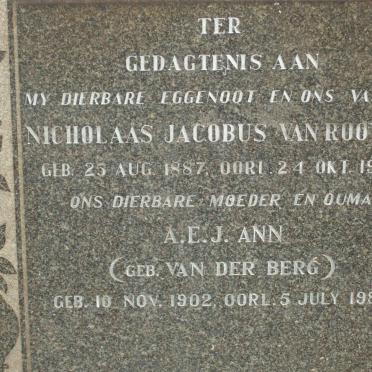 ROOYEN Nicholaas Jacobus, van 1887-1954 &amp; A.E.J. VAN DER BERG 1902-1989