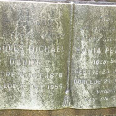 SEARLE Charles Michael Daniel 1878-1955 &amp; Maria Petronella SADIE 1887-1949